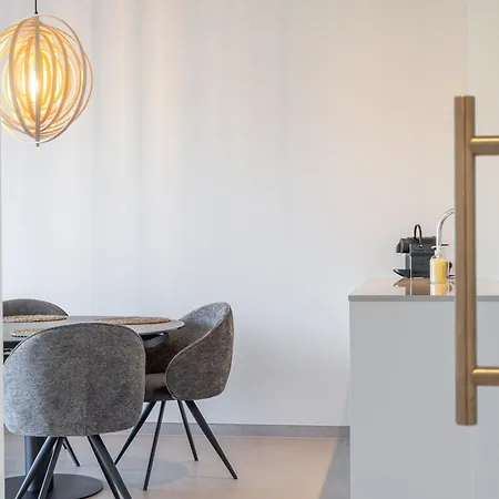 Lecomte - The Shoreline Paradise 45 Apartment